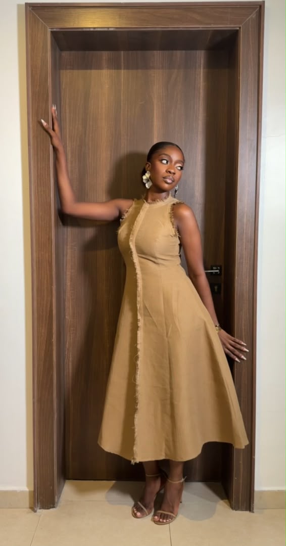 Nadija Dress Tan