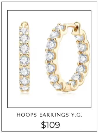 ⁠Hoops earrings